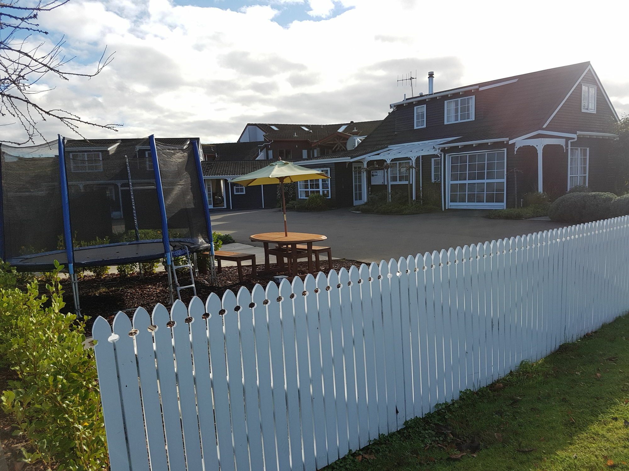 Cottage Mews Motel Taupo Exterior photo