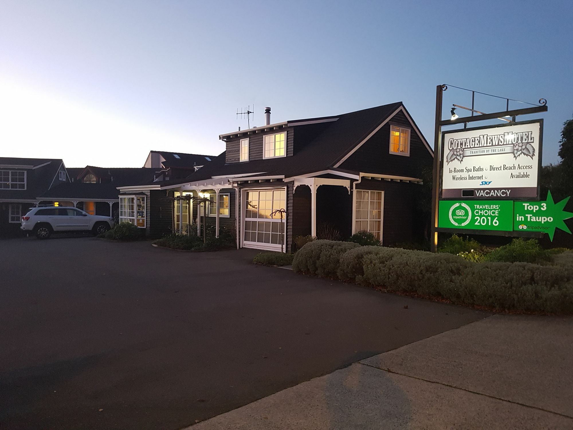 Cottage Mews Motel Taupo Exterior photo