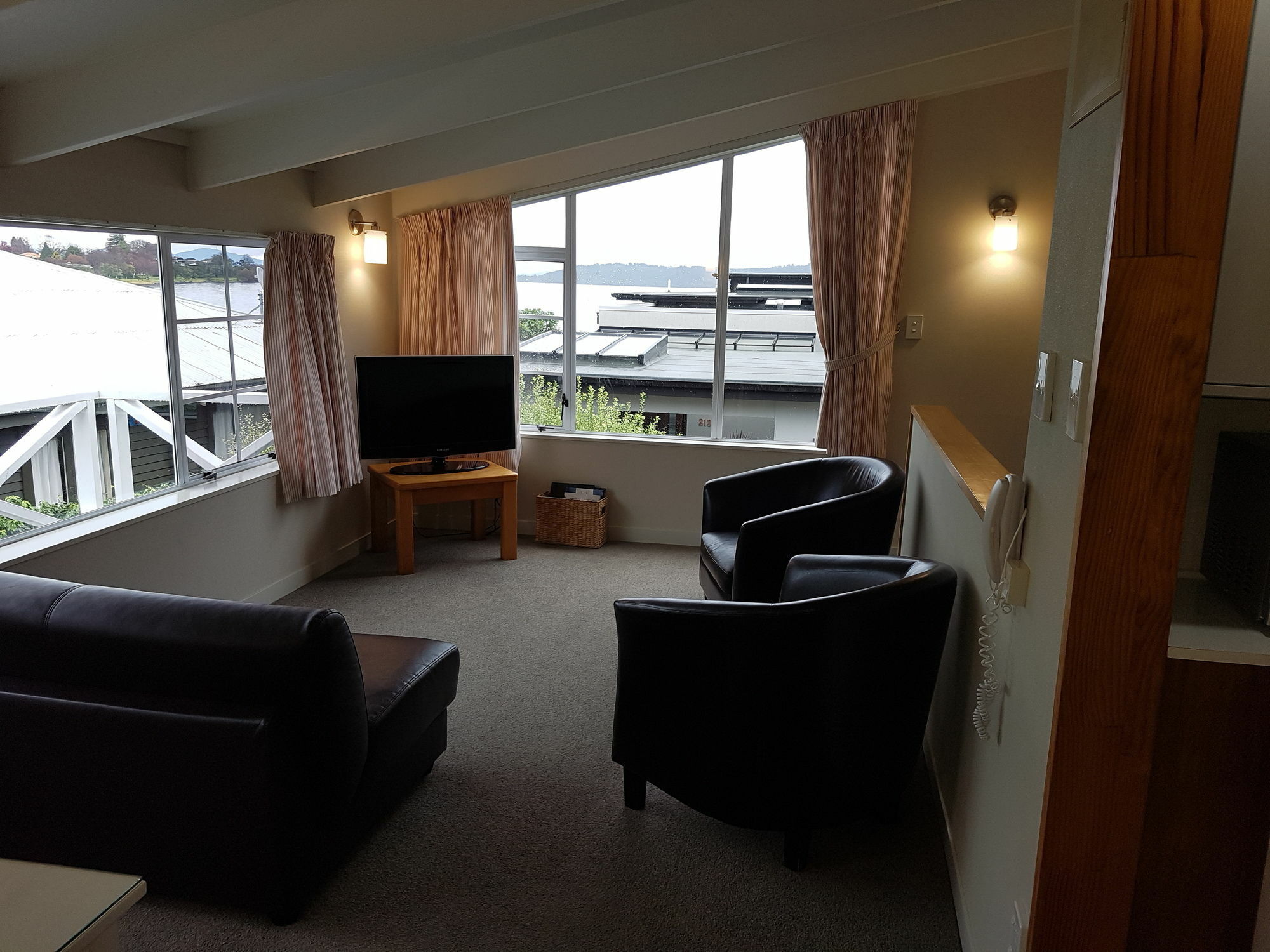 Cottage Mews Motel Taupo Exterior photo