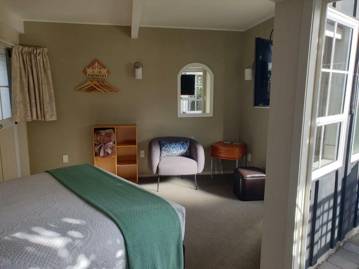 Cottage Mews Motel Taupo Exterior photo